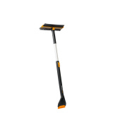 Щетка для снега телескоп. со скребком FISKARS X-series (93-121см)