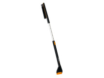 Щетка для снега телескоп. со скребком FISKARS X-series (85-113 см)