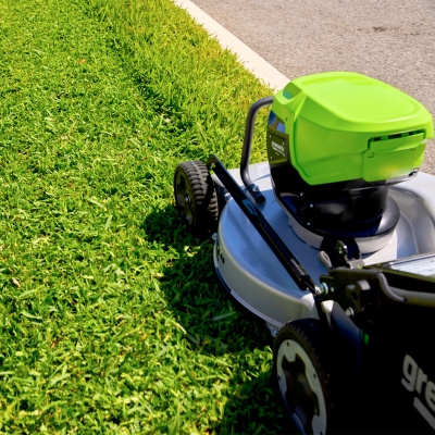 Газонокосилка аккумуляторная Greenworks LM221S (82В, без АКБ и ЗУ) 56см самоходная