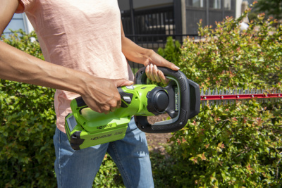 Кусторез аккумуляторный Greenworks G40HT61 (40В, без АКБ и ЗУ) 61см