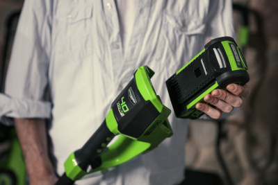 Триммер аккумуляторный Greenworks G40LTK2 (40В 1хАКБ 2Ач и ЗУ) 30см