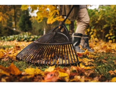 Грабли веерные для листьев FISKARS Solid XL