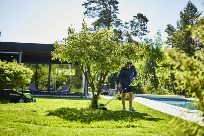 Триммер аккумуляторный Greenworks G40LT (40В, без АКБ и ЗУ) 30см