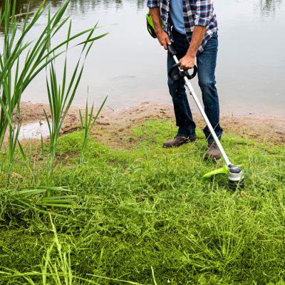 Триммер аккумуляторный Greenworks GD60LTK4 (60В c АКБ 1х4Ач и ЗУ) 40см