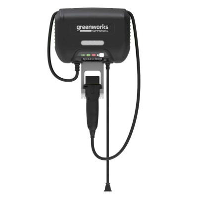 Зарядное устройство для трактора и райдера Greenworks GC82CH600 (82В, 8А)