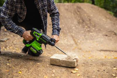 Перфоратор аккумуляторный Greenworks GD24SDS2 (24В, без АКБ и ЗУ)