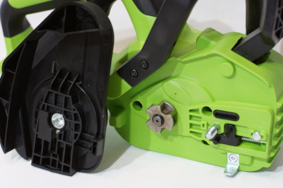 Цепная пила аккумуляторная Greenworks G24CS25 (24В, 1хАКБ 8Ач и ЗУ) 25см