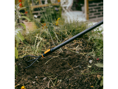 Культиватор три зуба FISKARS OneClick