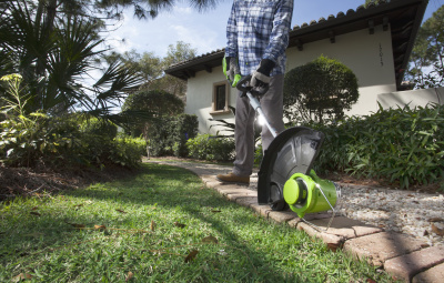 Триммер аккумуляторный Greenworks G40LTK4 (40В 1хАКБ 4Ач и ЗУ) 30см