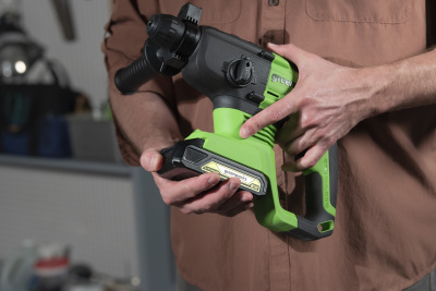 Перфоратор аккумуляторный Greenworks GD24SDS2 (24В, без АКБ и ЗУ)