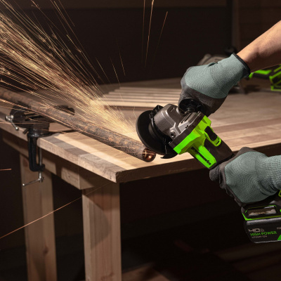 Угловая шлифмашина аккумуляторная Greenworks AG590 (24В, без АКБ и ЗУ)