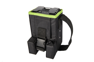 Поясной держатель с переходником для зарядки аккумуляторов Greenworks G82BC 82V