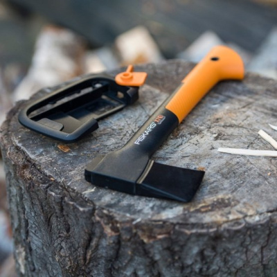 Топор универсальный X7 XS FISKARS (121423)