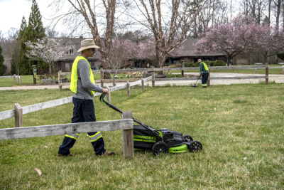 Газонокосилка аккумуляторная Greenworks GC82LM61S (82В, без АКБ и ЗУ) 61см самоходная
