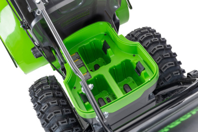 Снегоуборщик аккумуляторный Greenworks GD82ST56 (82В, без АКБ&nbsp;&nbsp;и ЗУ) 61см