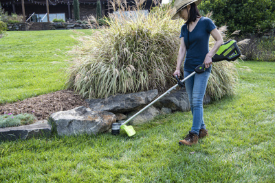 Триммер аккумуляторный Greenworks GD60LTK4 (60В c АКБ 1х4Ач и ЗУ) 40см