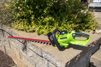Кусторез аккумуляторный Greenworks G40HT61 (40В, без АКБ и ЗУ) 61см