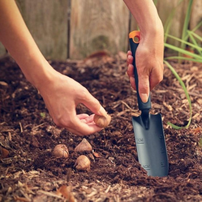Совок для рассады FISKARS Ergo