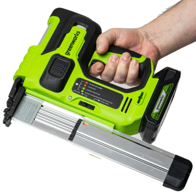 Нейлер аккумуляторный Greenworks GD24BN (24В, 1хАКБ 2Ач и ЗУ)