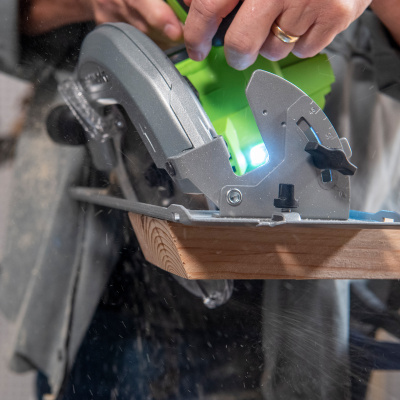 Циркулярная пила аккумуляторная Greenworks GD24CS (24В, с 1хАКБ 5Ah и ЗУ)