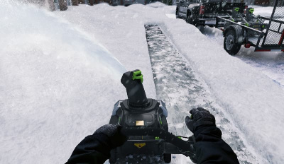 Снегоуборщик аккумуляторный Greenworks GD82STK5 (82В, с АКБ 5А-ч  и ЗУ) 56см Снегоуборщик аккумуляторный Greenworks GD82STK5 (82В, с АКБ 5А-ч  и ЗУ) 56см