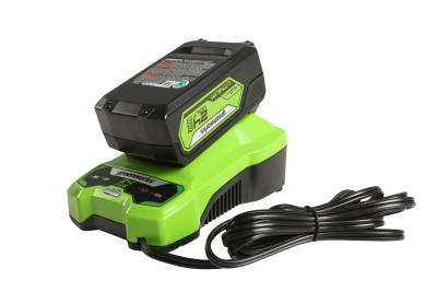 Зарядное устройство Greenworks G24C4 (24В, 4А)