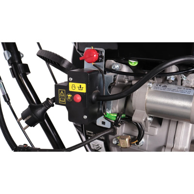 Снегоотбрасыватель CHAMPION ST861E