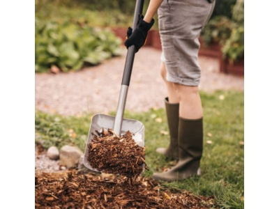 Лопата совковая FISKARS Ergonomic