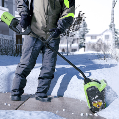 Снегоуборщик аккумуляторный Greenworks GD60SS (60В, без АКБ и ЗУ) 30см