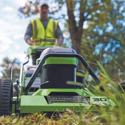 Газонокосилка аккумуляторная Greenworks GC82LM30S (82В, без АКБ и ЗУ) 76см самоходная