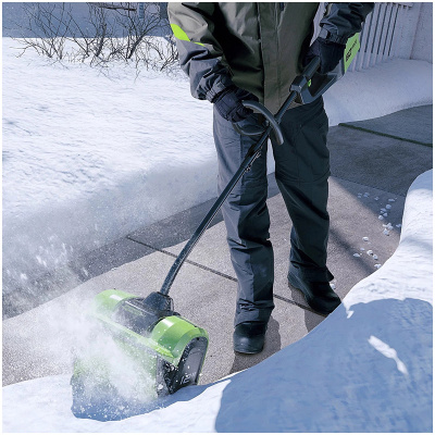 Снегоуборщик аккумуляторный Greenworks GD60SSK4 (60В, с 1xАКБ 4Ah и ЗУ) 30см