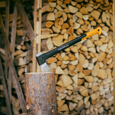 Топор-колун X28 M FISKARS