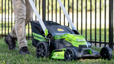 Газонокосилка аккумуляторная Greenworks GD60LM61 Twin Force (60В, без АКБ и ЗУ) 61см самоходная