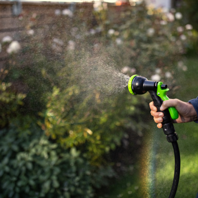 Насос аккумуляторный для полива из бочки Greenworks G24SWP (24В, 1*АКБ 4Ач и ЗУ)