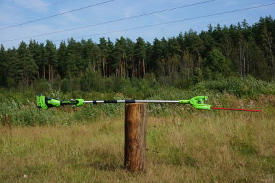 Кусторез аккумуляторный Greenworks G40PHA (40В, без АКБ и ЗУ) 51см штанговый