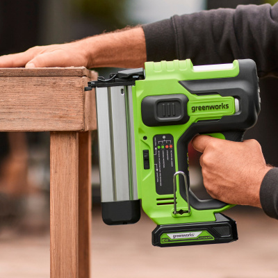 Нейлер аккумуляторный Greenworks GD24BN (24В, 1хАКБ 2Ач и ЗУ)