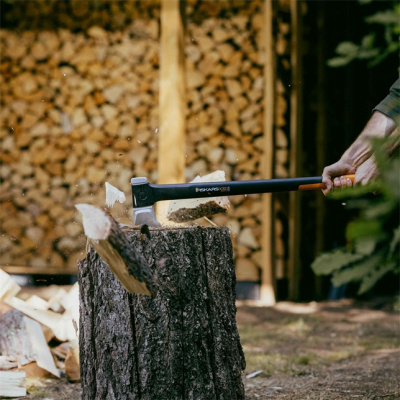 Топор-колун X32 L FISKARS
