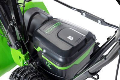 Снегоуборщик аккумуляторный Greenworks GD82ST56 (82В, без АКБ&nbsp;&nbsp;и ЗУ) 61см