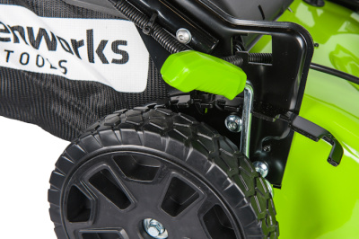 Газонокосилка аккумуляторная Greenworks GD60LM46SPK4 (60В, с 1хАКБ 4Ач и ЗУ) 46см самоходная